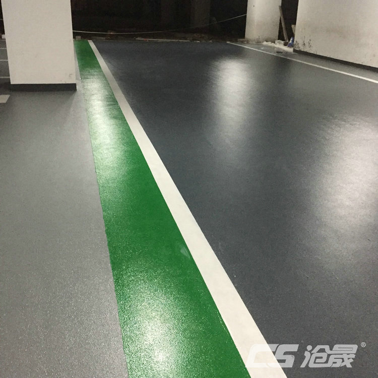 水泥自流平在環(huán)氧樹脂地坪漆施工流程中打底有何作用？